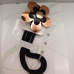 noeud fleur dorée et noire