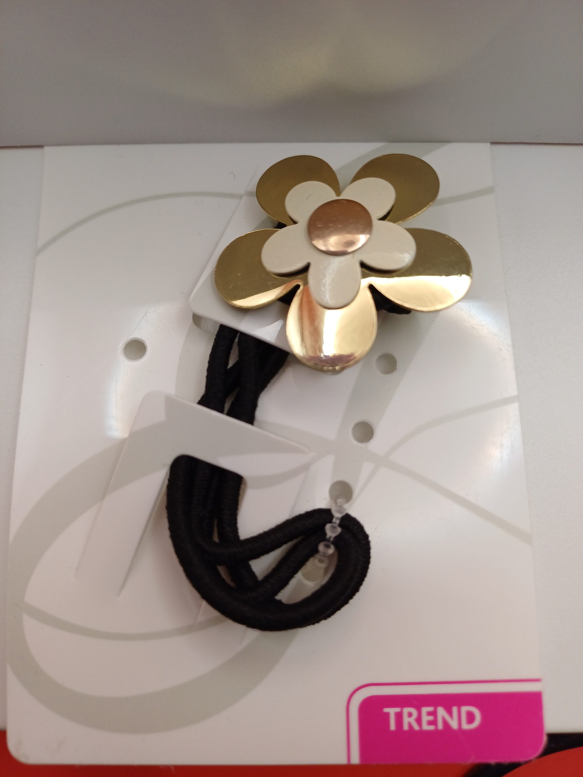 noeud fleur dorée et blanche