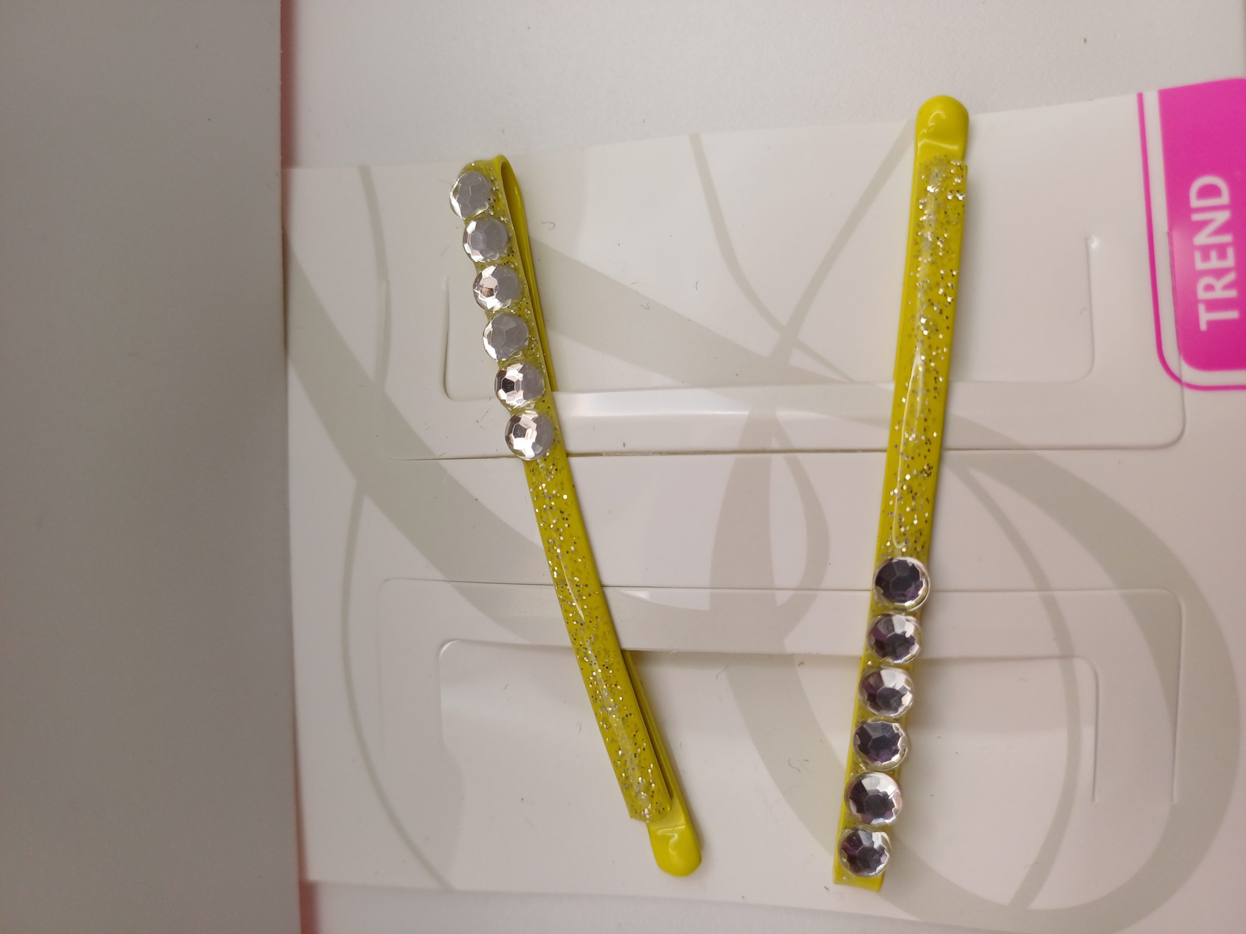 2 pinces jaune