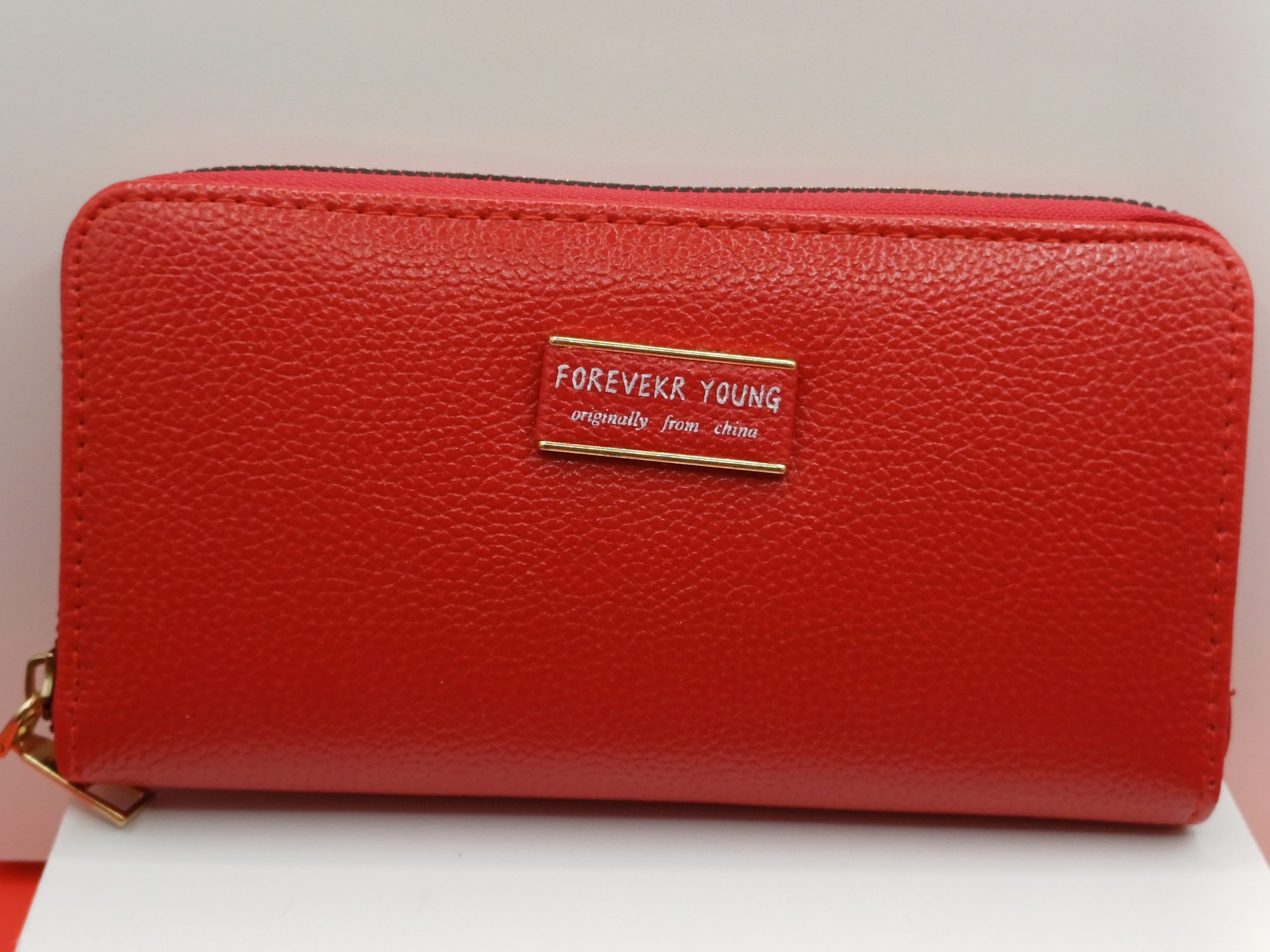 Portefeuille rouge forever young