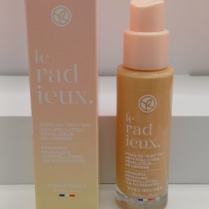 Fond de teint 30 ml le radieux   Yves rocher  rosé 100