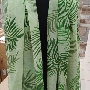 Foulard vert imprimé feuilles