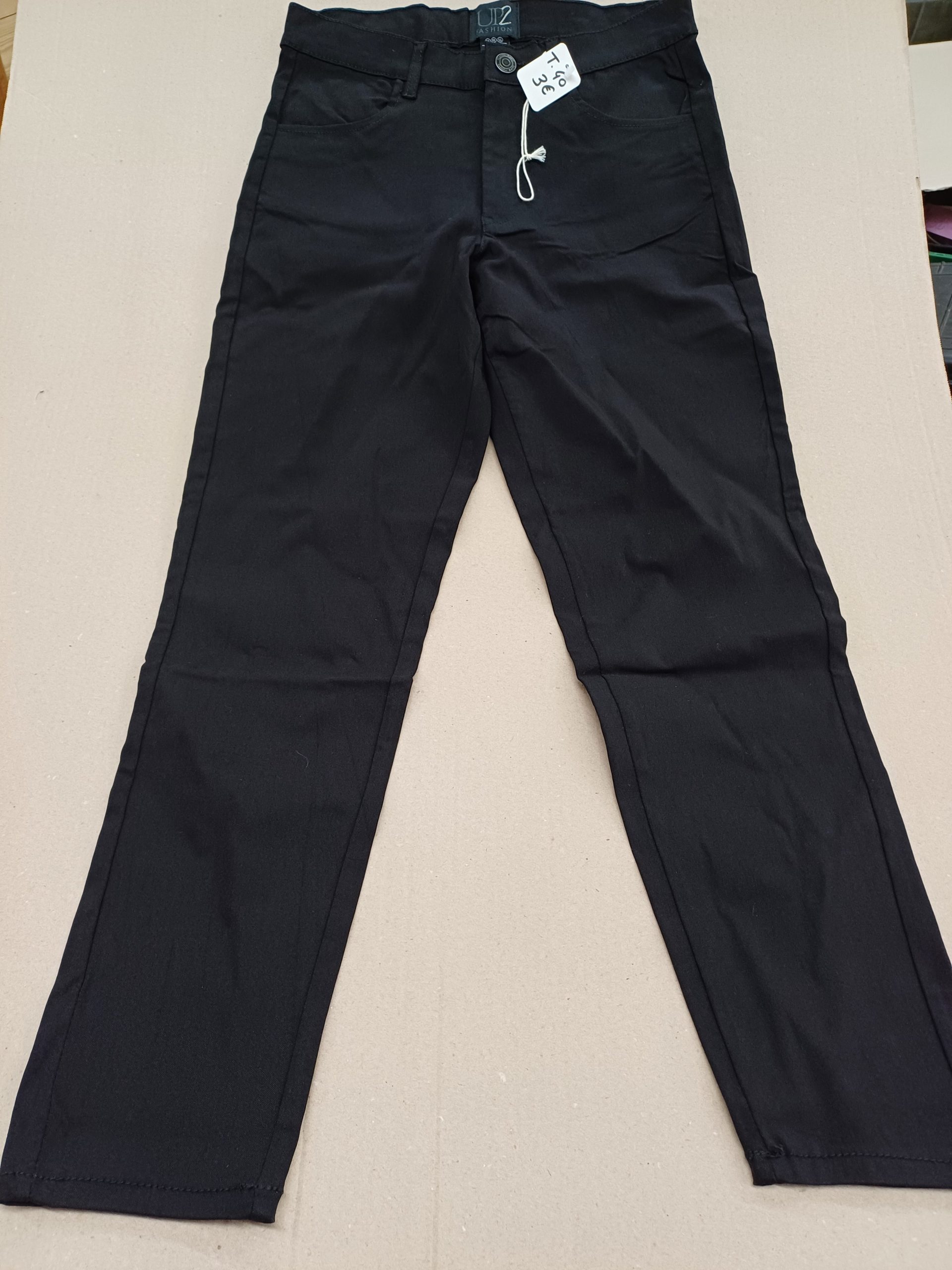 Pantalon noir Taille 40