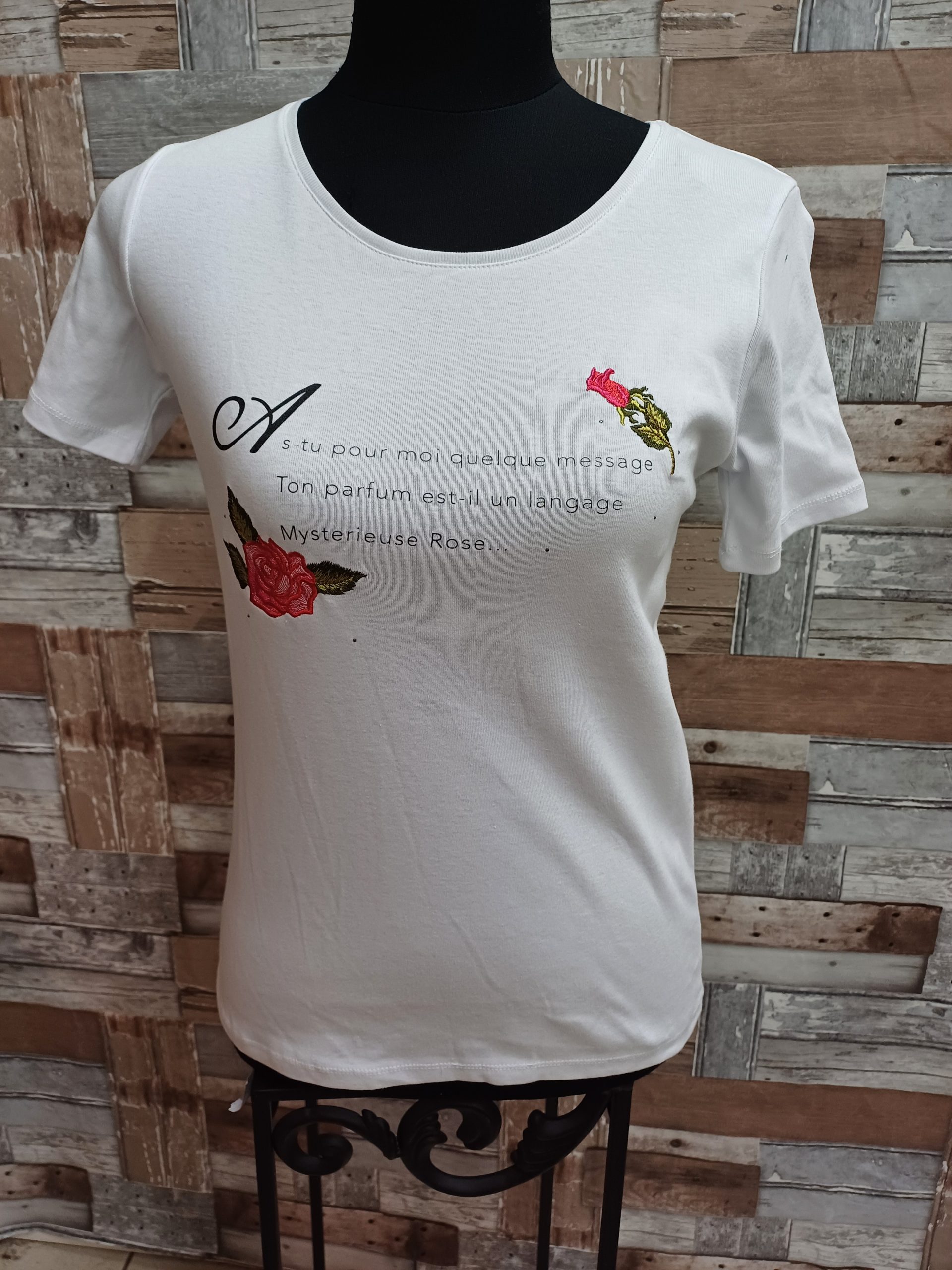Tee-shirt Antonelle Taille 1. blanc