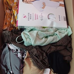 Lot de 50 vetements adultes neuf *4