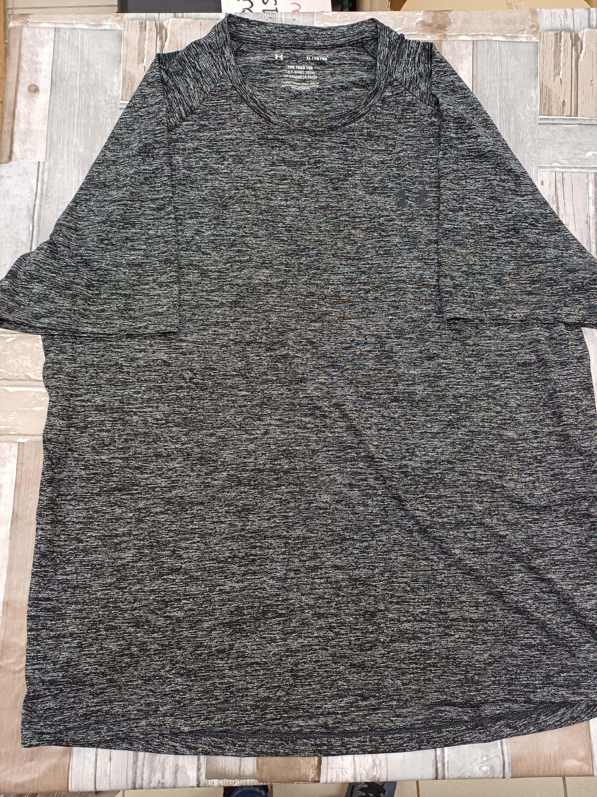 Tee shirt Under Armour taille XL – Image 2