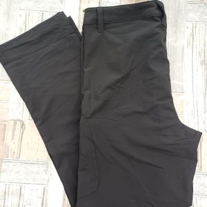 Pantalon/pantacourt noir Taille L