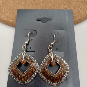 Boucles d'oreilles couleur argent et marron N°102